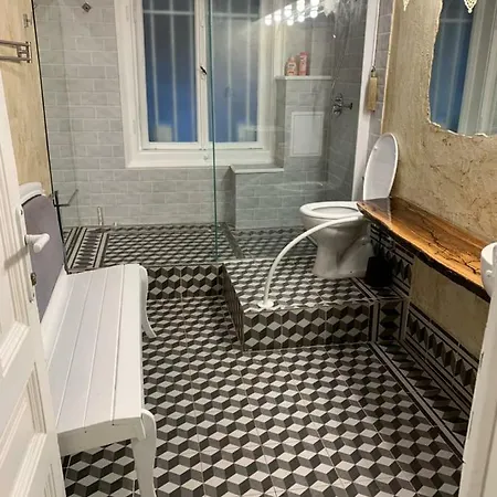 4us - 24h Self Check-in * ソフィア