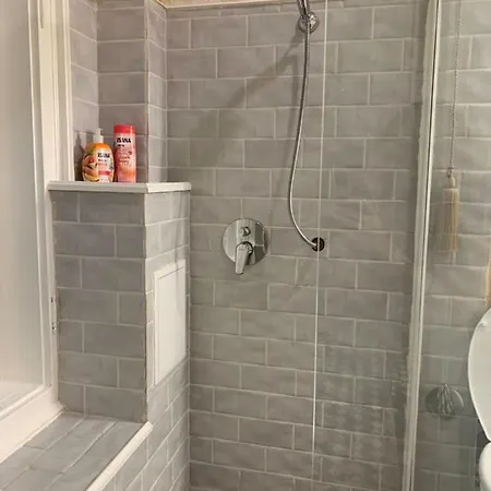 4us - 24h Self Check-in *