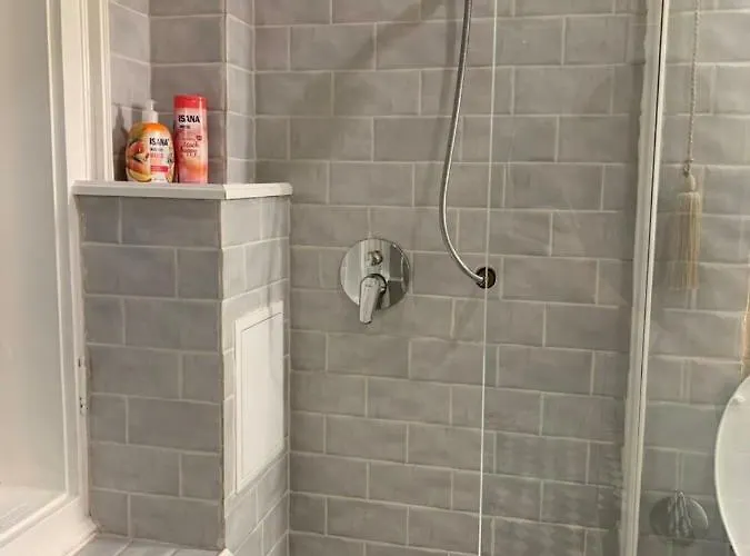 4us - 24h Self Check-in *